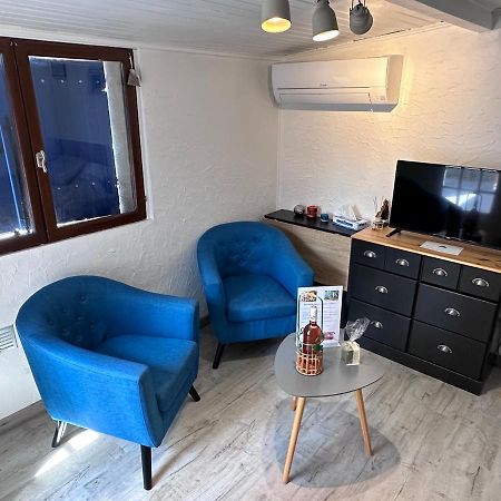 Studio Les Iris Climatise, Entre Mer Et Collines, Classe Meuble De Tourisme 2 Etoiles Allauch Exteriör bild