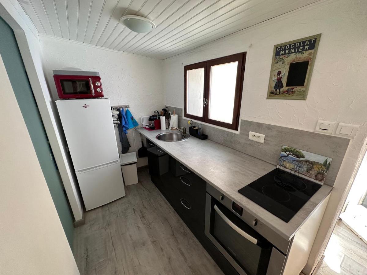 Studio Les Iris Climatise, Entre Mer Et Collines, Classe Meuble De Tourisme 2 Etoiles Allauch Exteriör bild